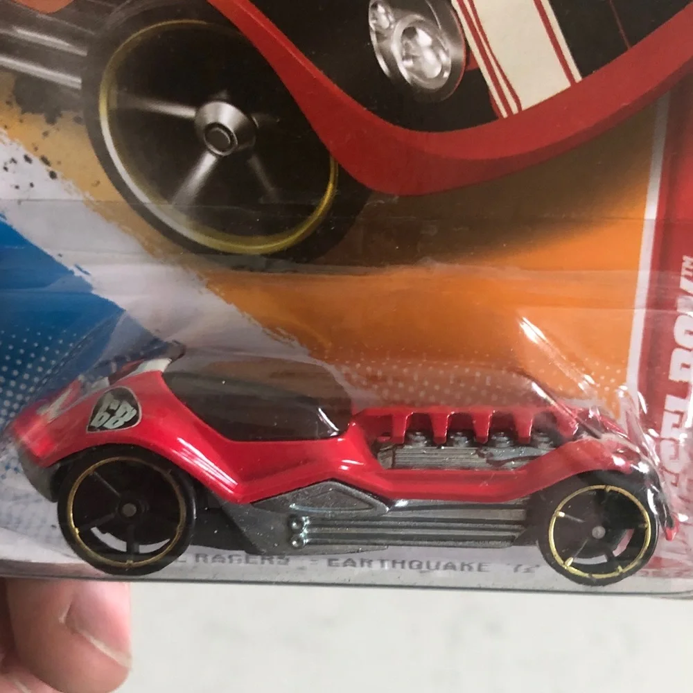 Mattel Hot Wheels Red and Black Thrill Racers Car